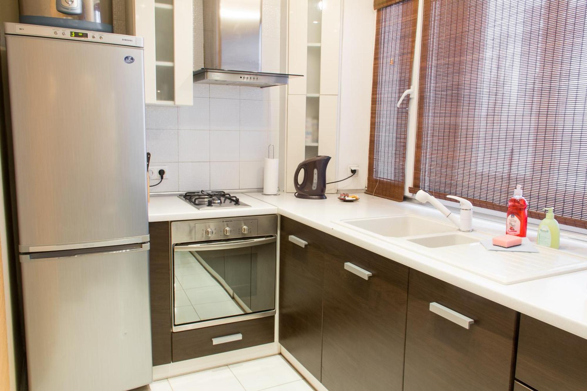 Alex Apartments Near Kreshatik St Kyiv Room photo